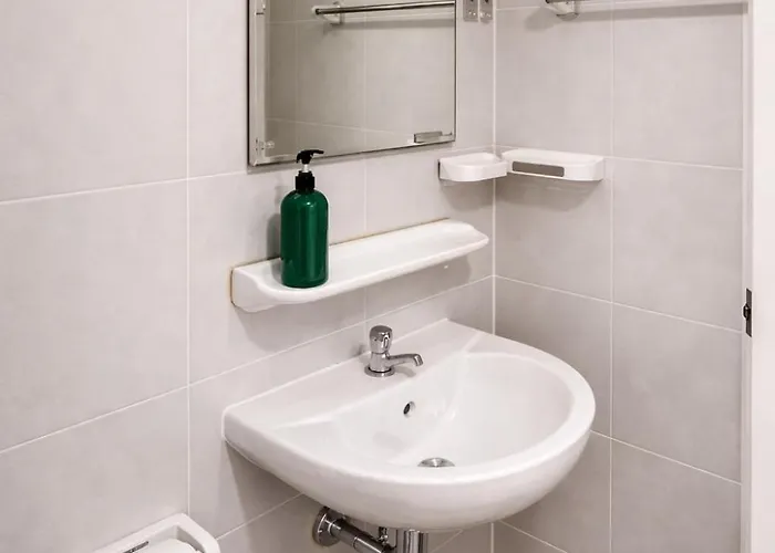 アパート Pruksa House 3-bedroom Near Airport With Free Wifi *