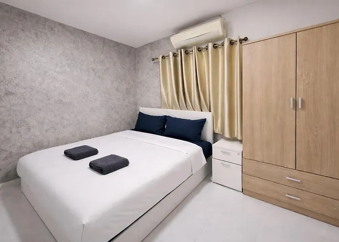Pruksa House 3-bedroom Near Airport With Free Wifi アパート バンコク都