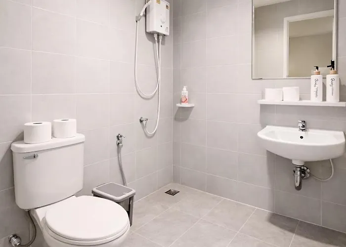 Pruksa House 3-bedroom Near Airport With Free Wifi アパート