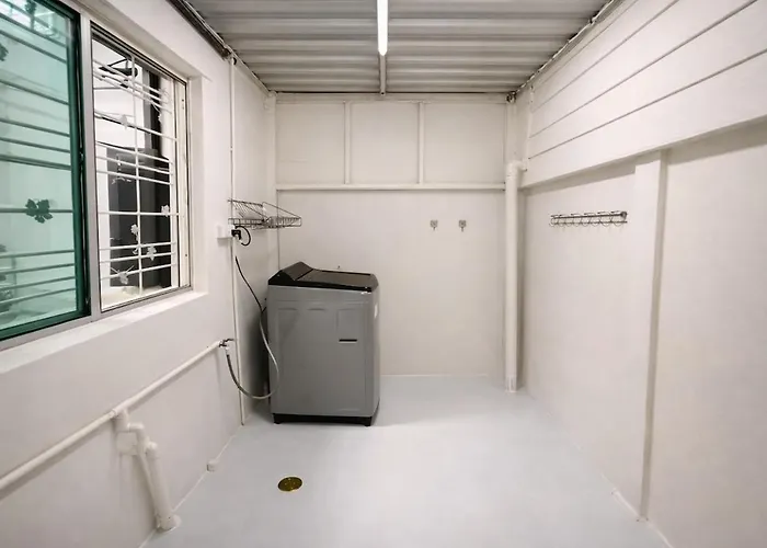 Pruksa House 3-bedroom Near Airport With Free Wifi